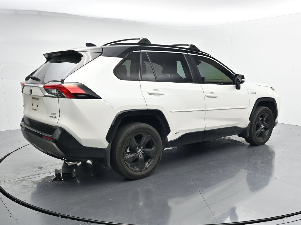 Used 2020 White Toyota XSE image 8