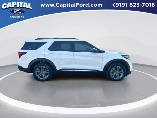 Used 2025 White Ford Active image 9