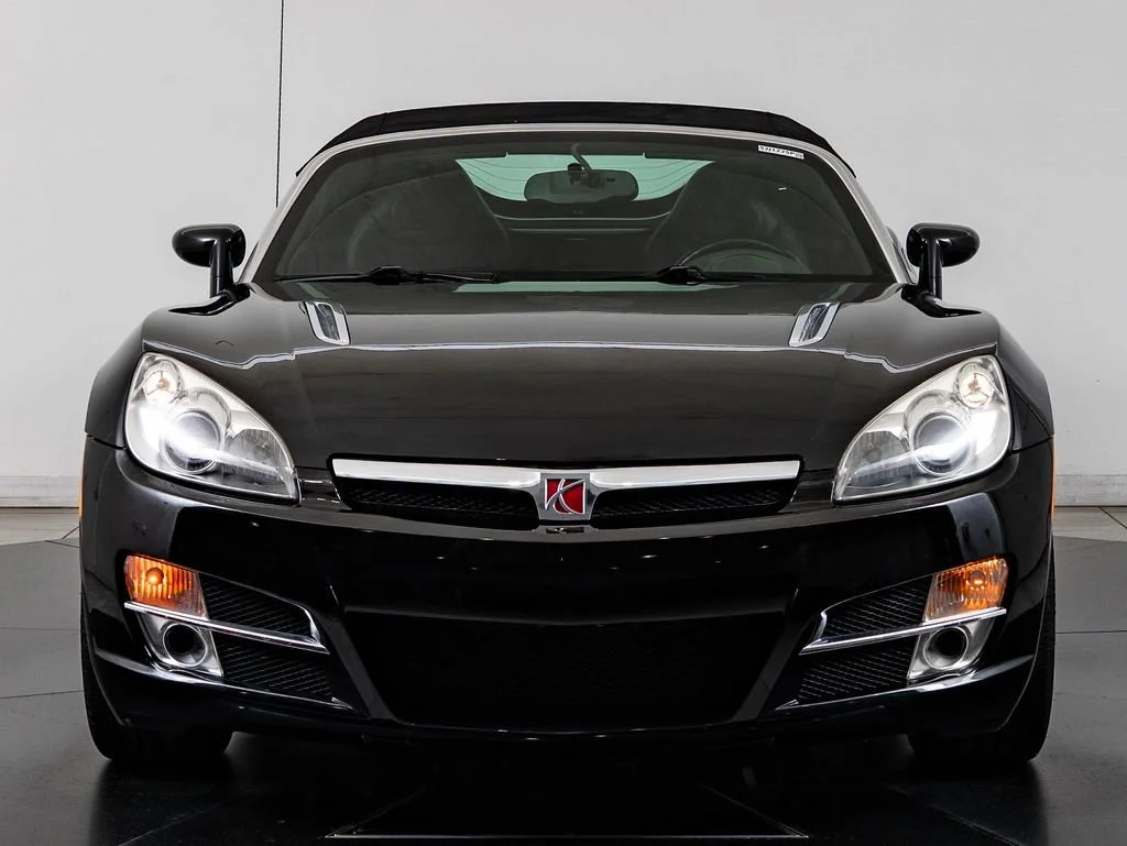 Used 2007 Black Onyx Saturn  image 3