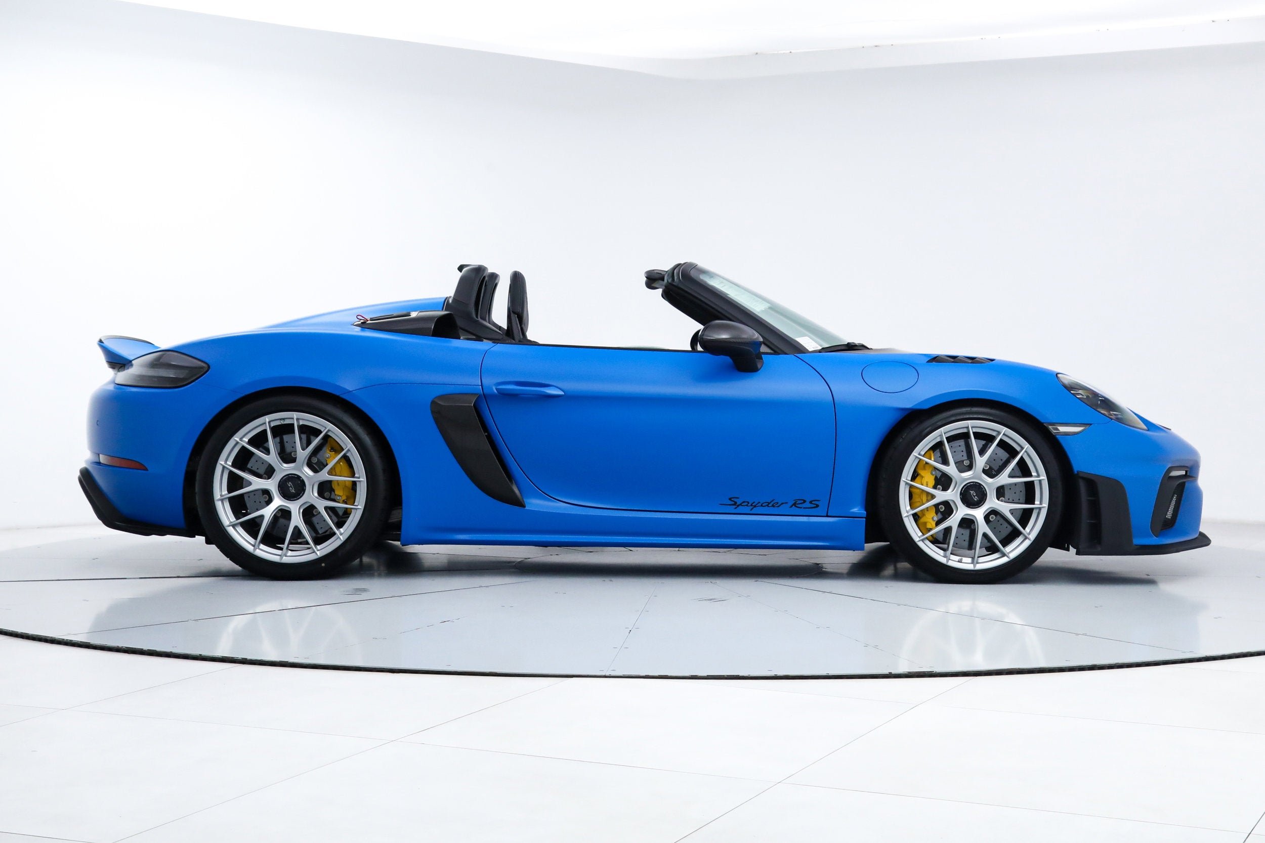 Used 2024 Blue Porsche RS image 7