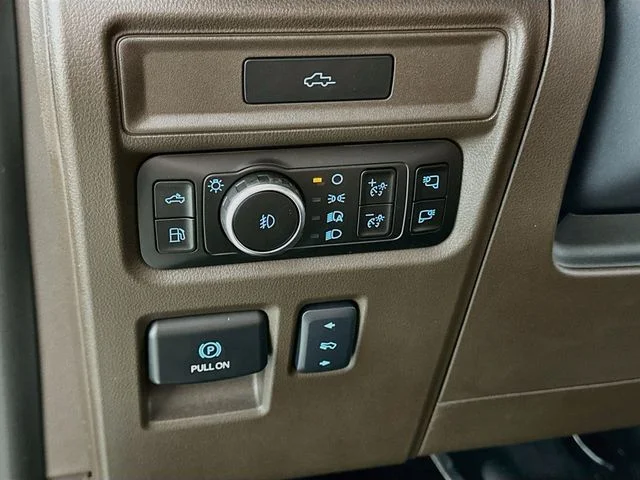 New 2026 Blue Ford King Ranch image 23