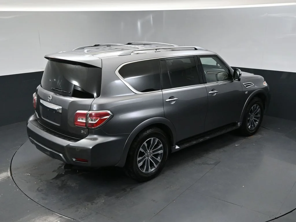 Used 2019 Gun Metallic Nissan SL image 41