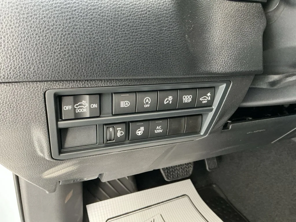 2026 Toyota Tundra SR5 - Photo 18