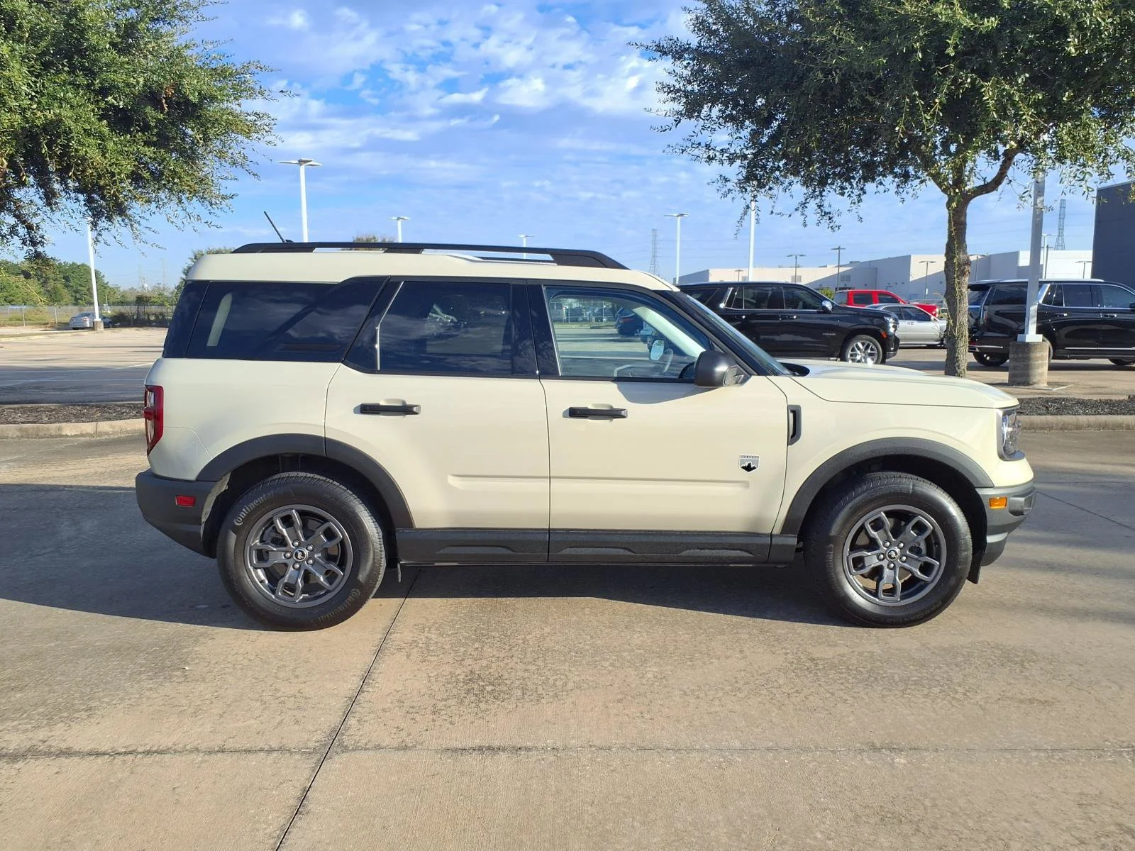 Used 2024 Beige Ford Big Bend image 9
