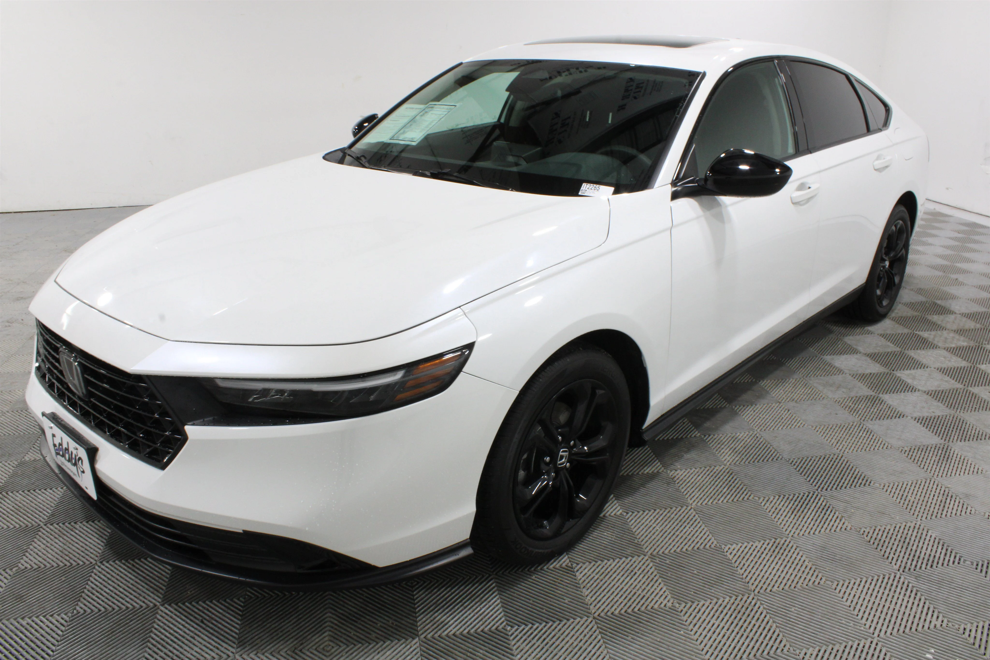 2025 Honda Accord SE - Photo 30