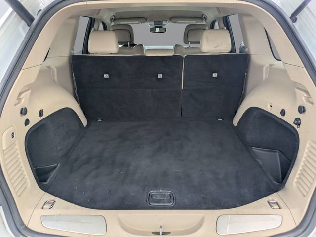 Used 2018 White Jeep Limited image 12