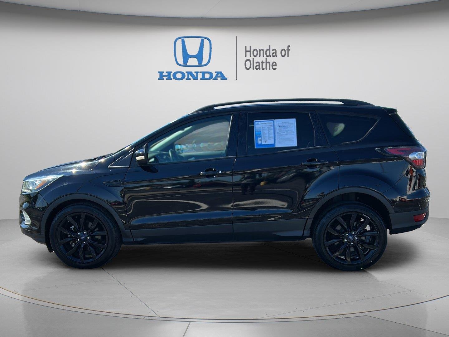 Used 2017 Shadow Black Ford Titanium image 6