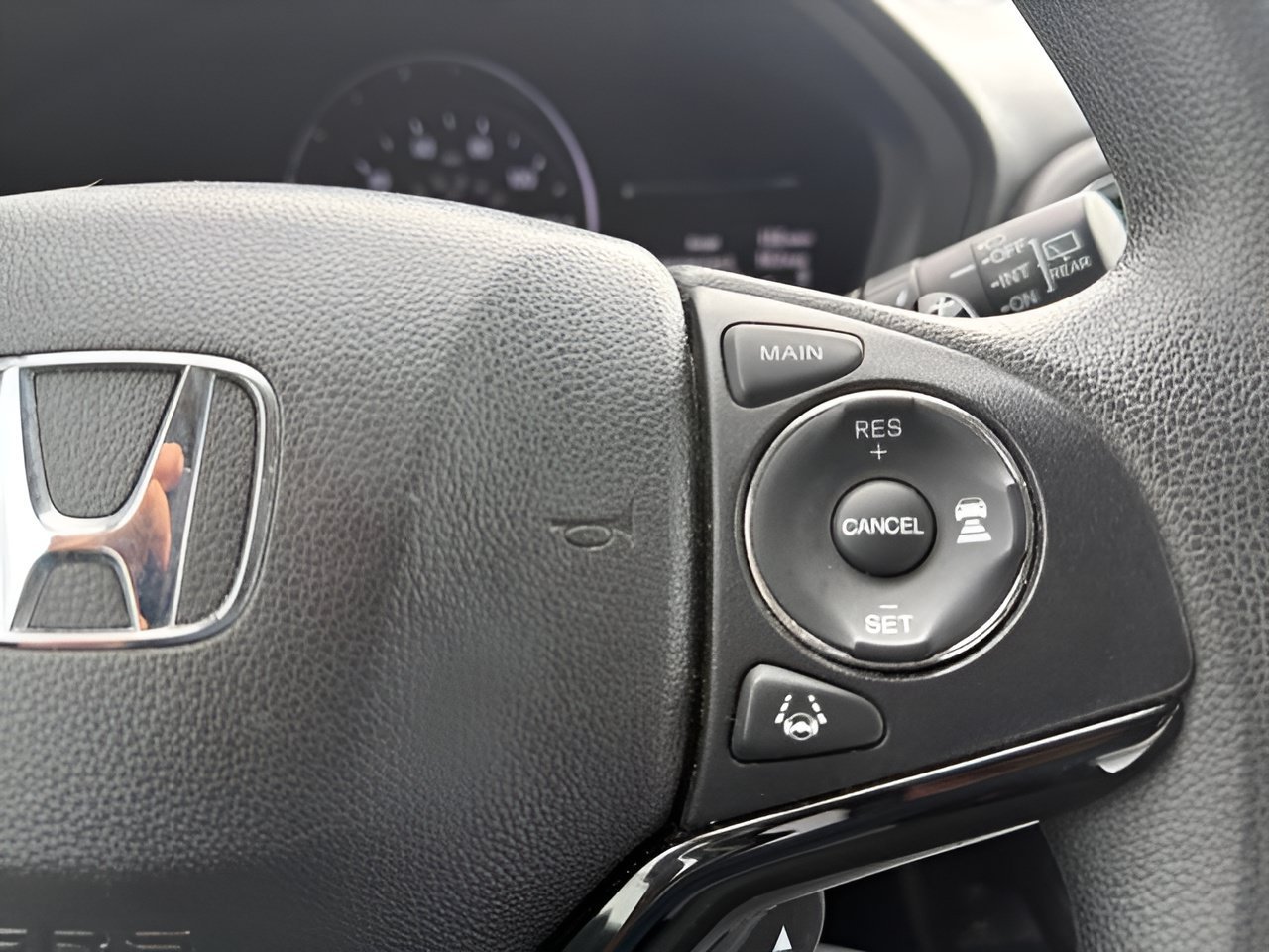 Certified Used 2022 Crystal Black Pearl Honda EX image 18
