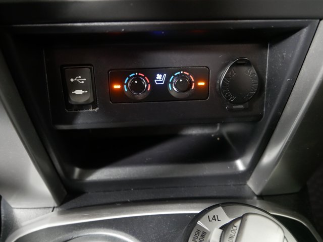 Used 2014 Blizzard Pearl Toyota Limited image 30