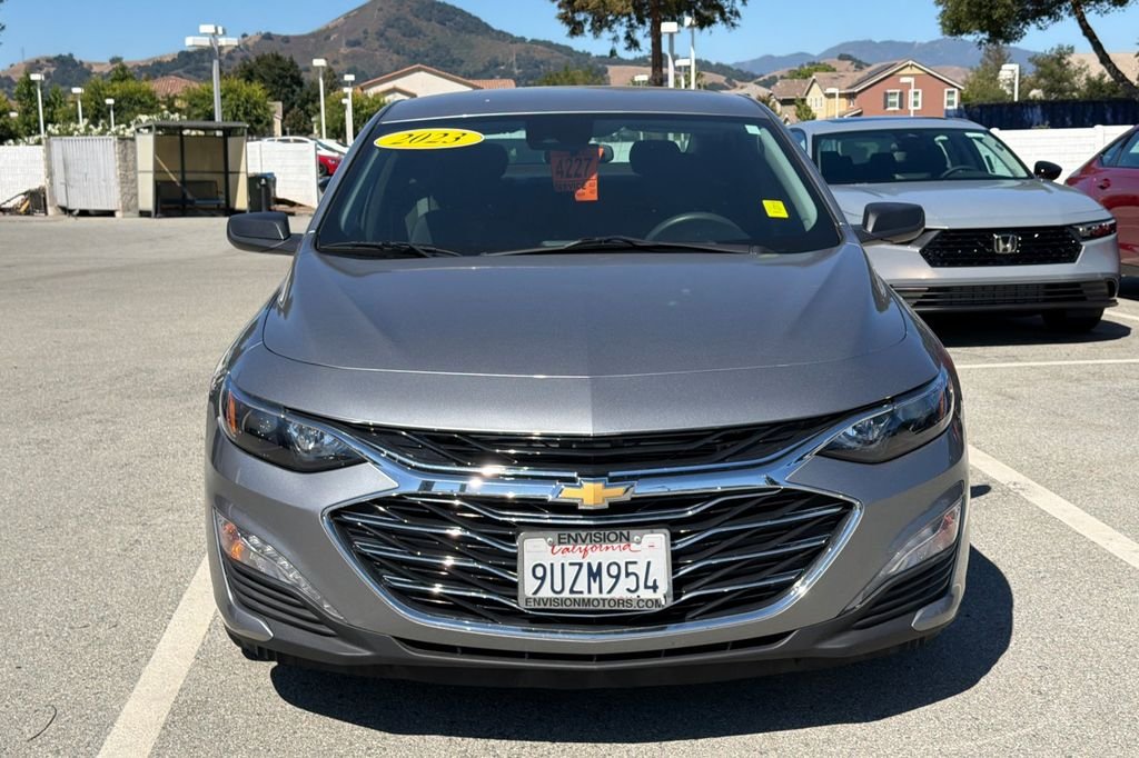 Used 2023 Sterling Gray Metallic Chevrolet LT image 3