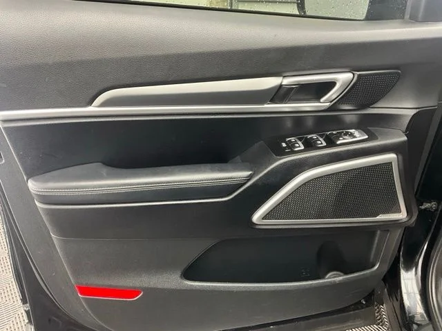 Used 2022 Black Kia LX image 15