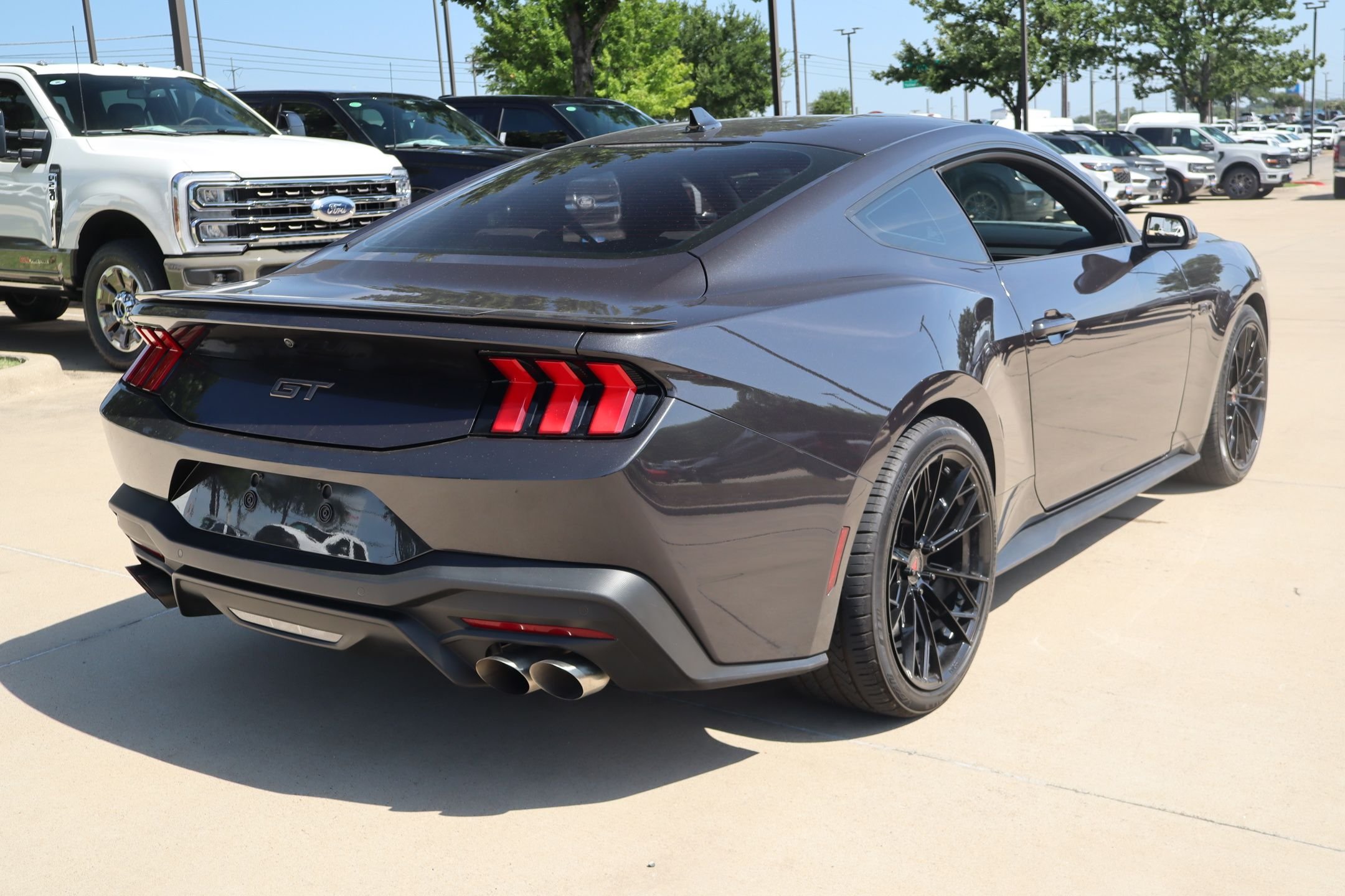 Used 2024 Gray Metallic Ford GT Premium image 3
