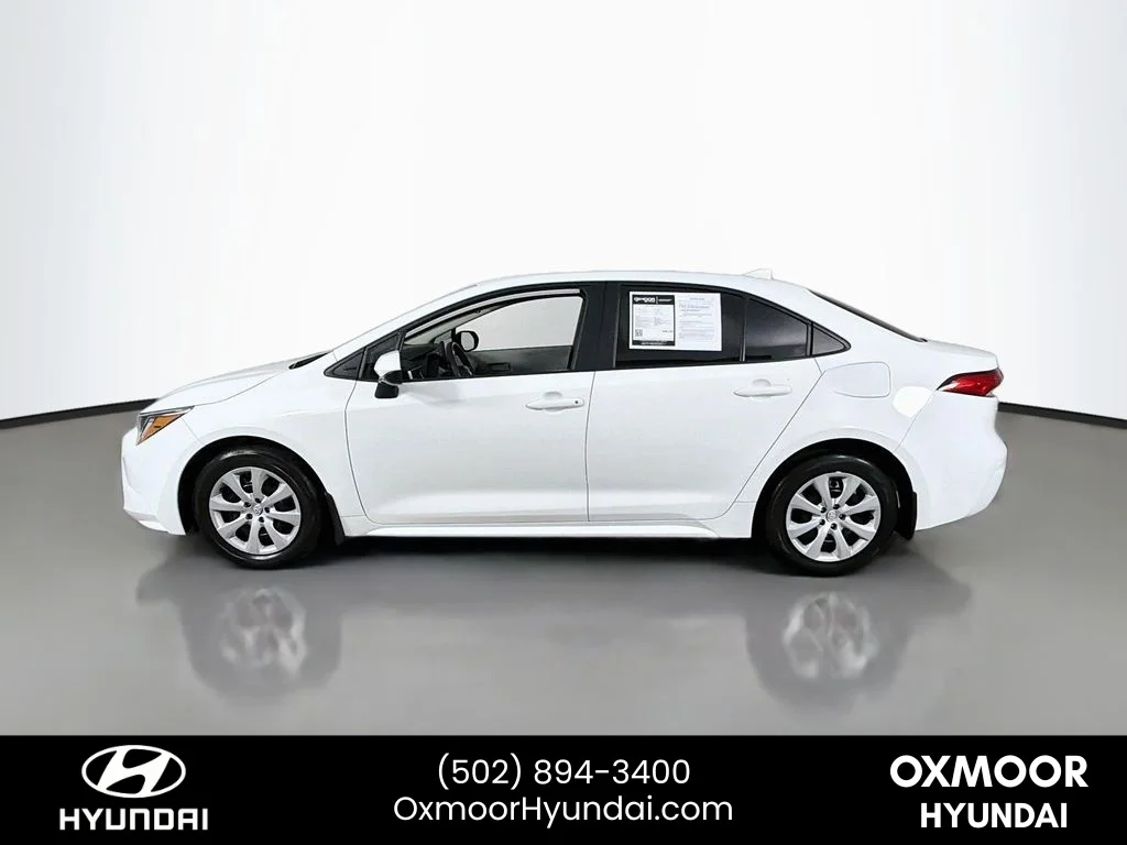 Used 2024 Ice Cap Toyota LE image 4