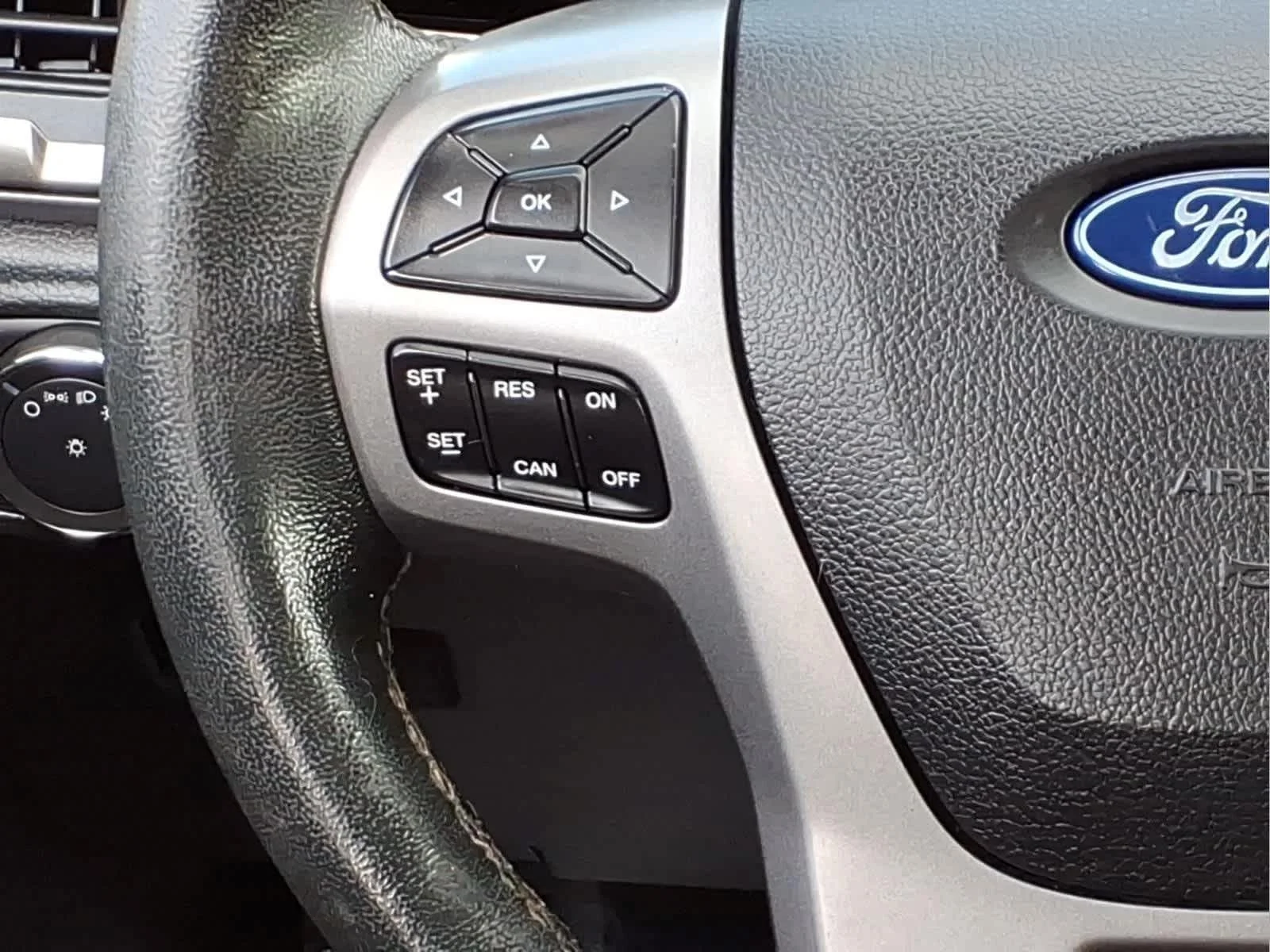 Used 2020 Race Red Ford XLT image 39