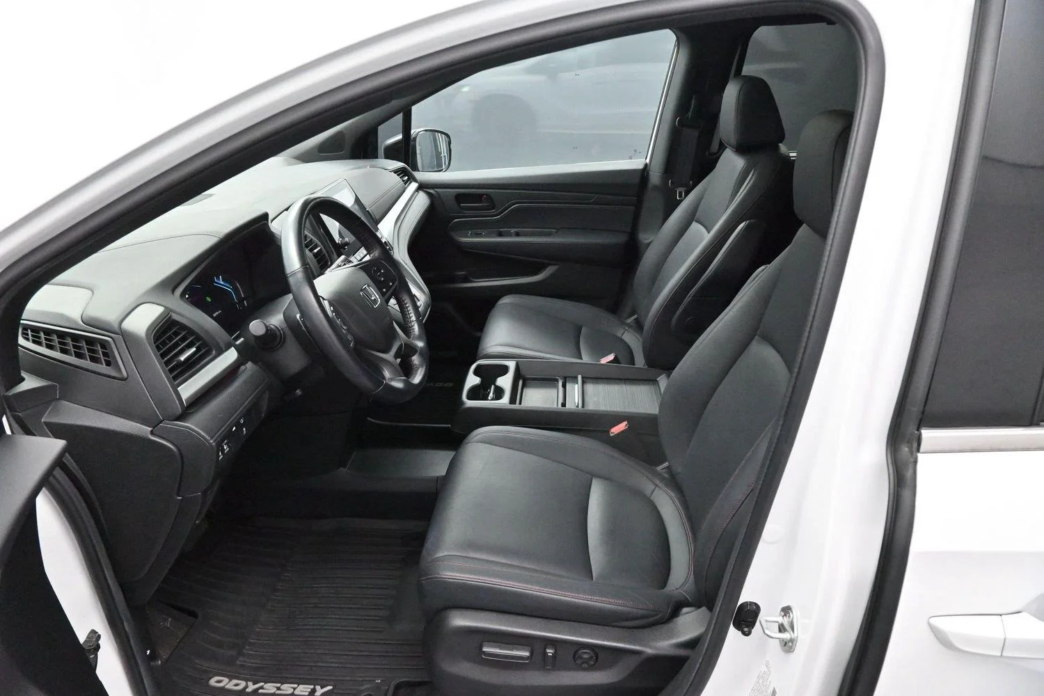Used 2024 White Honda Sport image 12