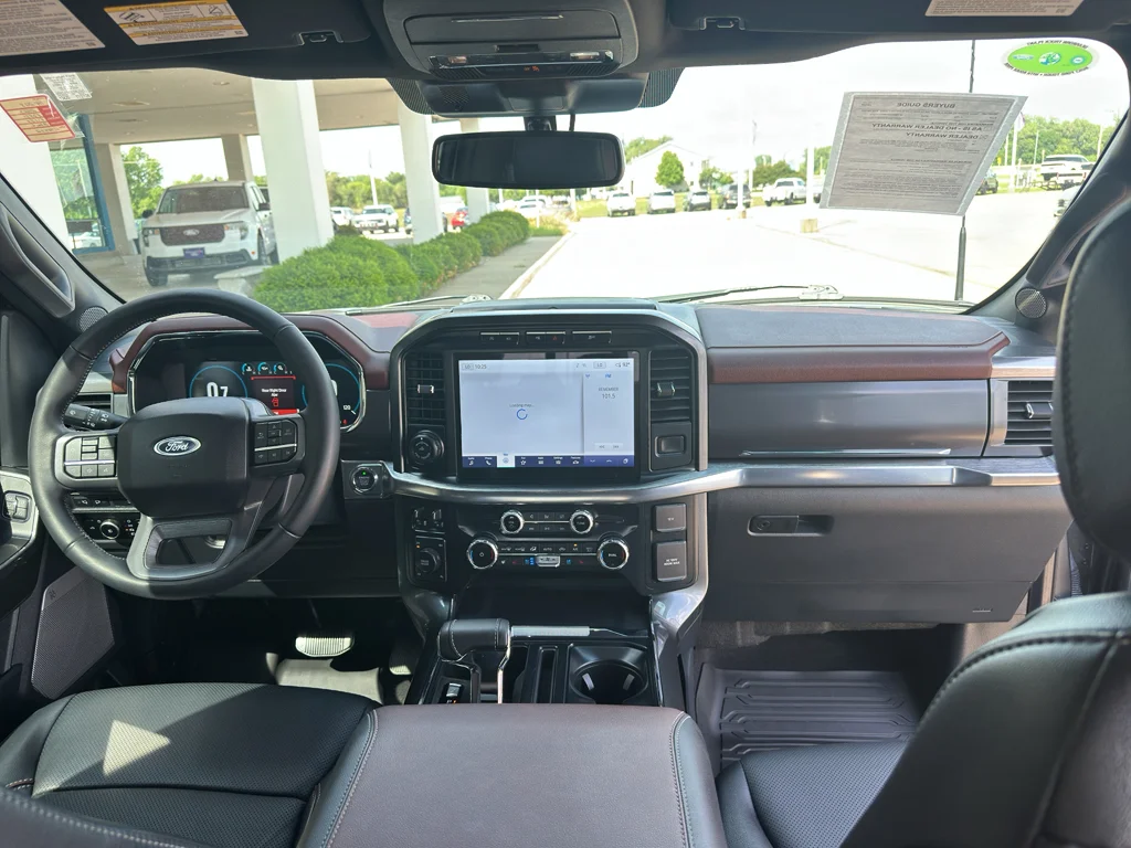 Used 2023 Carbonized Gray Metallic Ford Lariat image 15