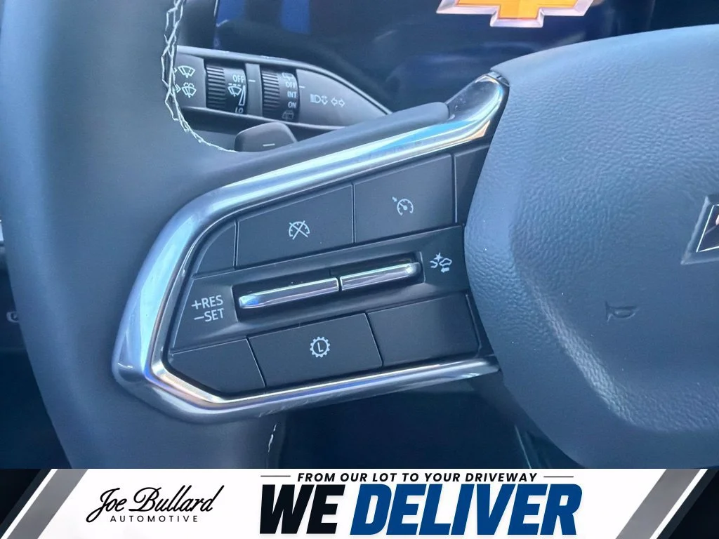 New 2027 Summit White Chevrolet LT image 1