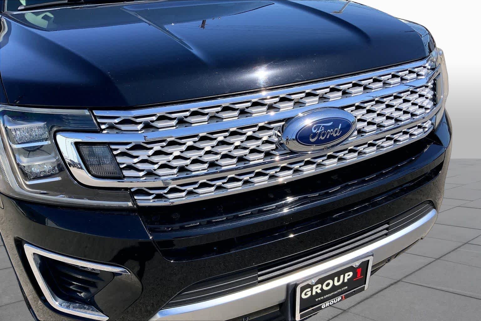 Used 2019 Agate Black Metallic Ford Platinum image 57