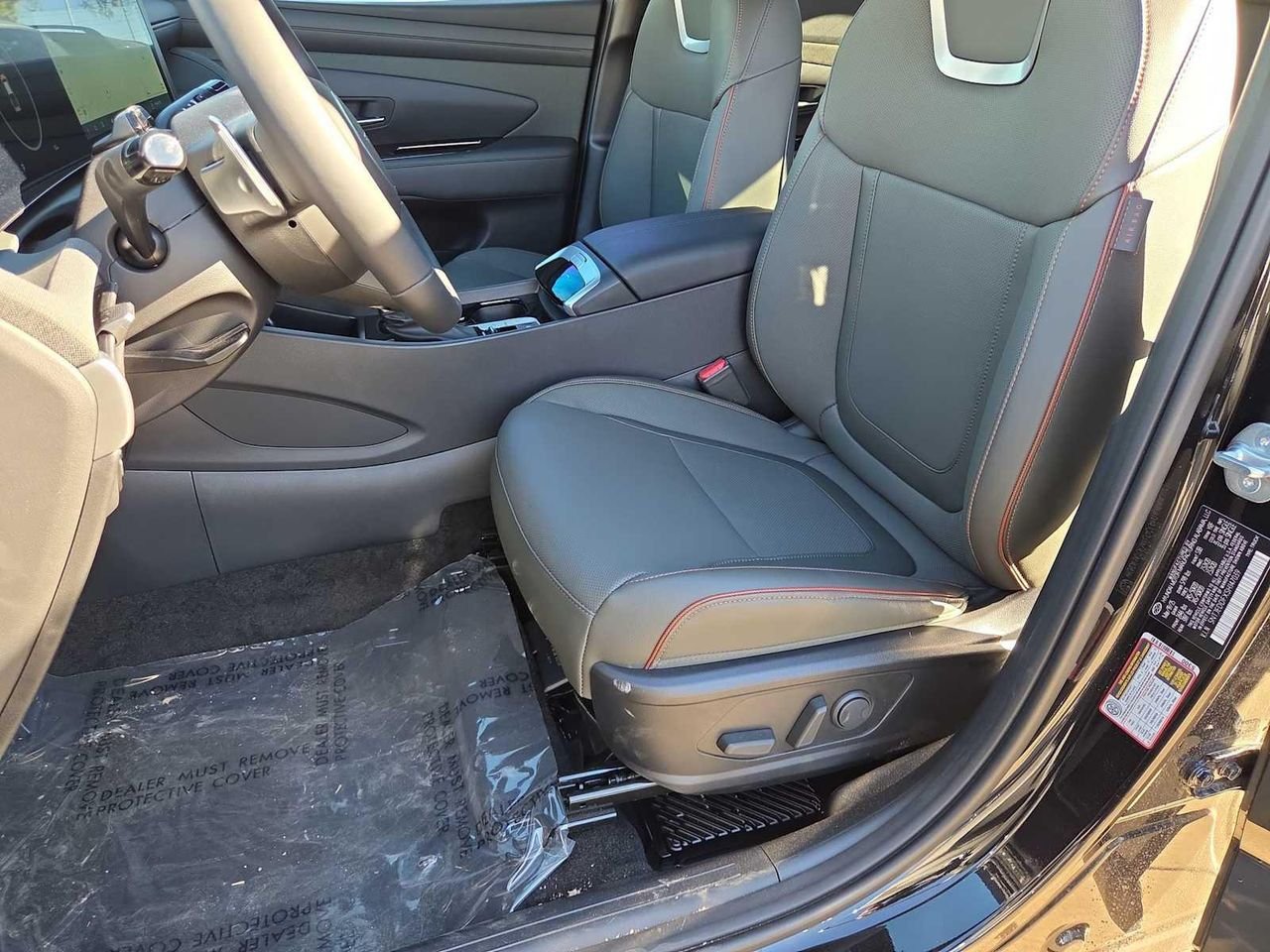 2025 Hyundai Santa Cruz Limited - Photo 16