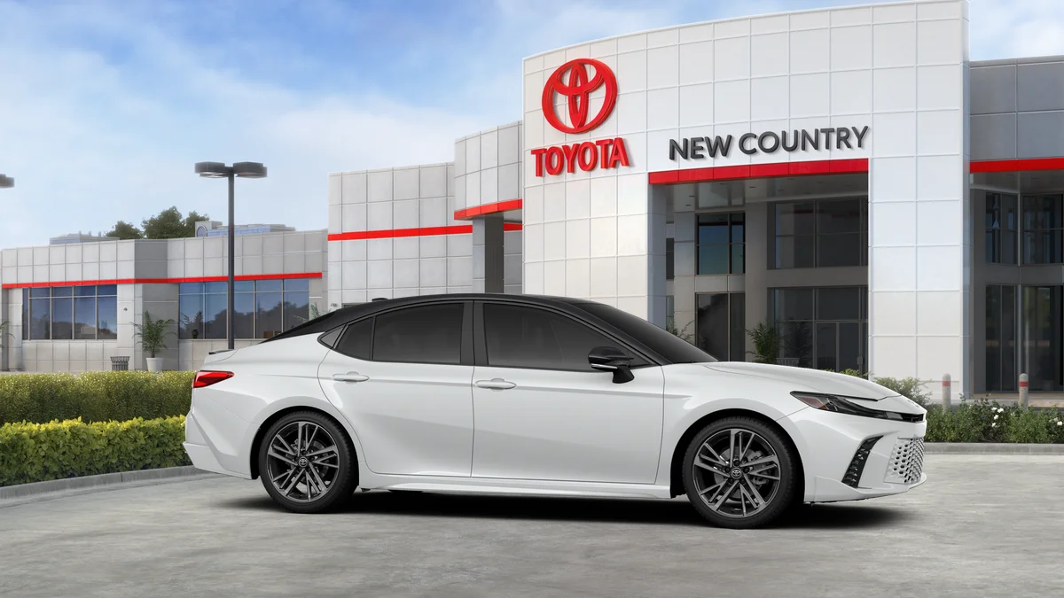 New 2026 Wind Chill Pearl with Midnight Black Metallic roof Toyota XSE image 13