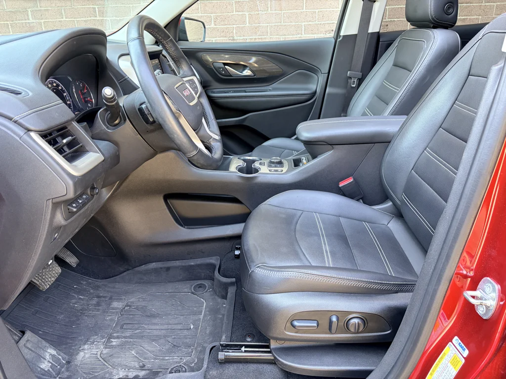 Used 2023 Volcanic Red Tintcoat GMC Denali image 10
