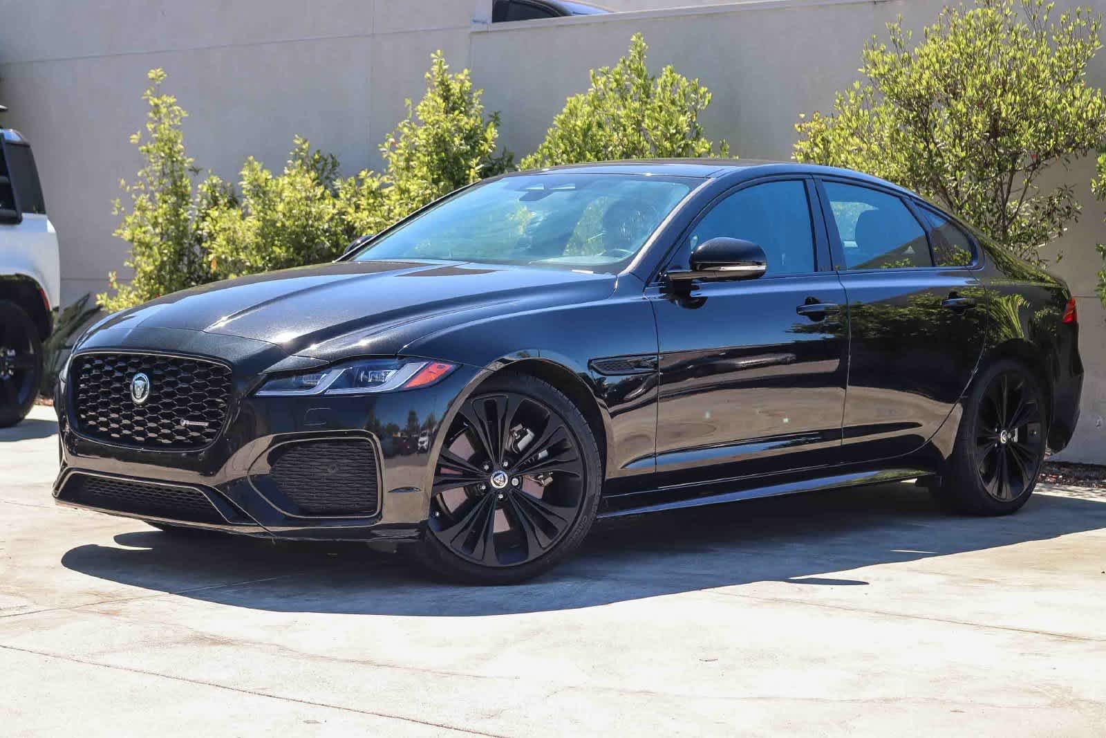 2024 Jaguar XF R-Dynamic SE