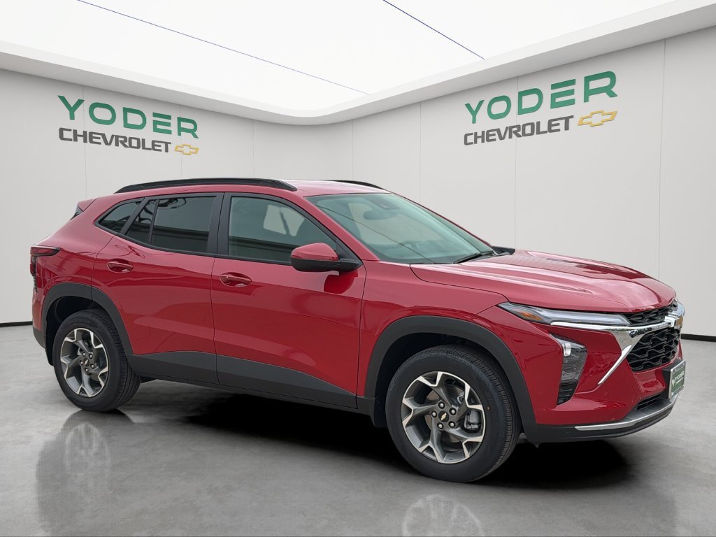 2026 Chevrolet Trax LT - Photo 9