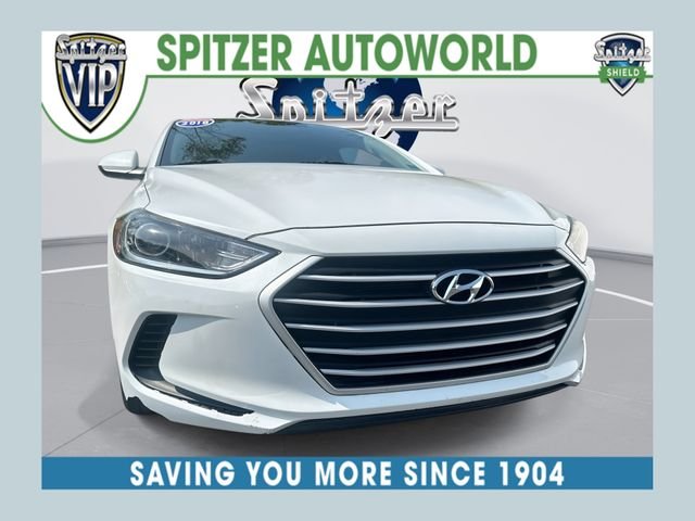Used 2018 White Hyundai SEL image 1