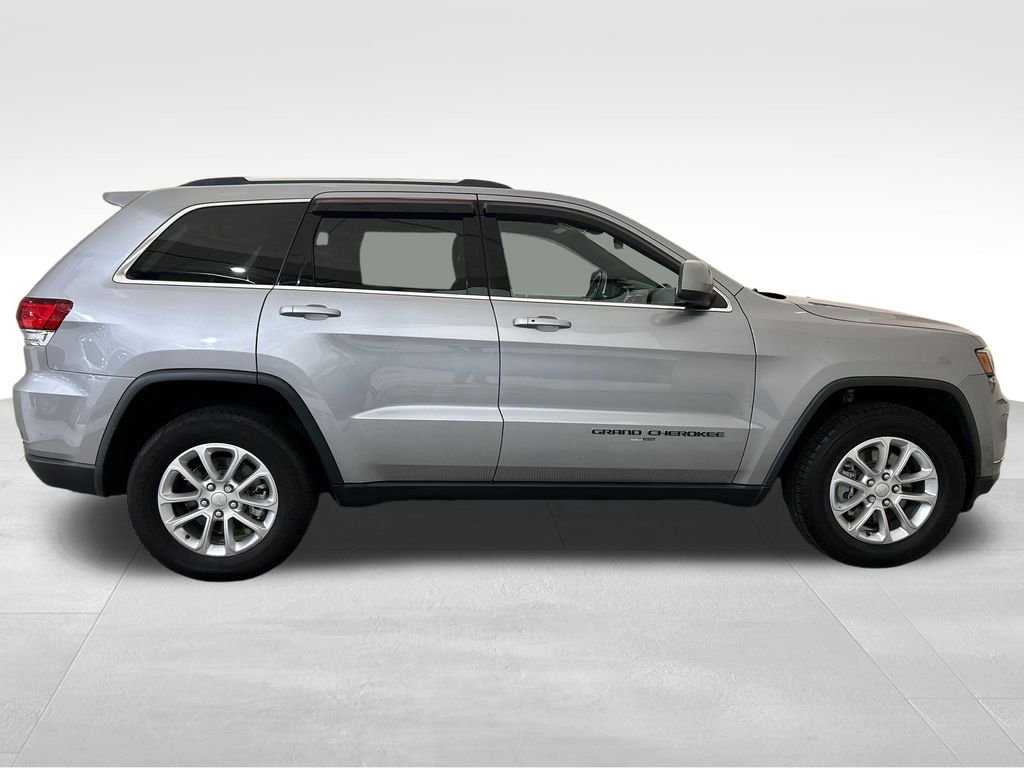 Used 2021 Silver Jeep Laredo X image 7