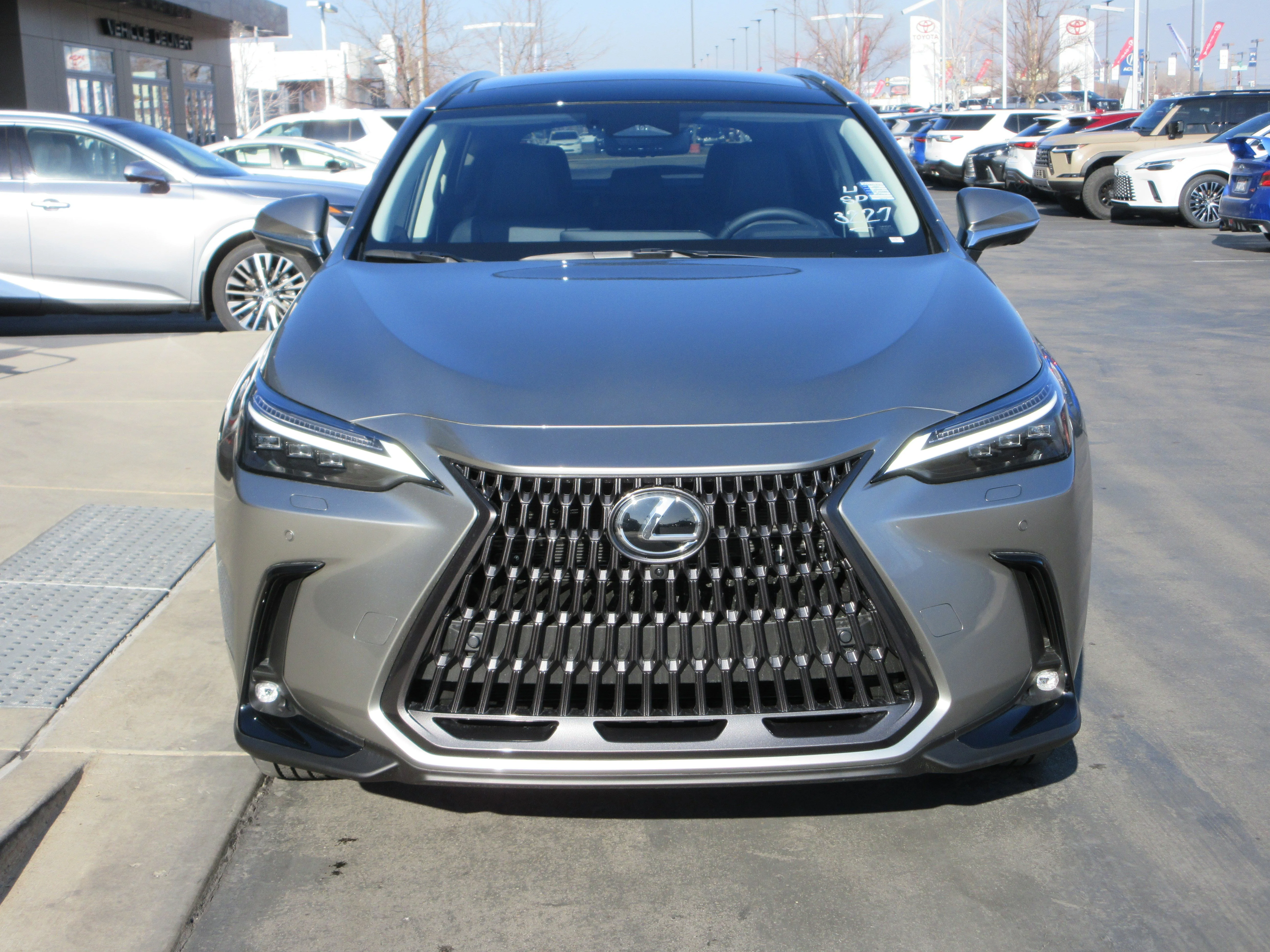 2026 Lexus NX 450h+ Luxury - Photo 14