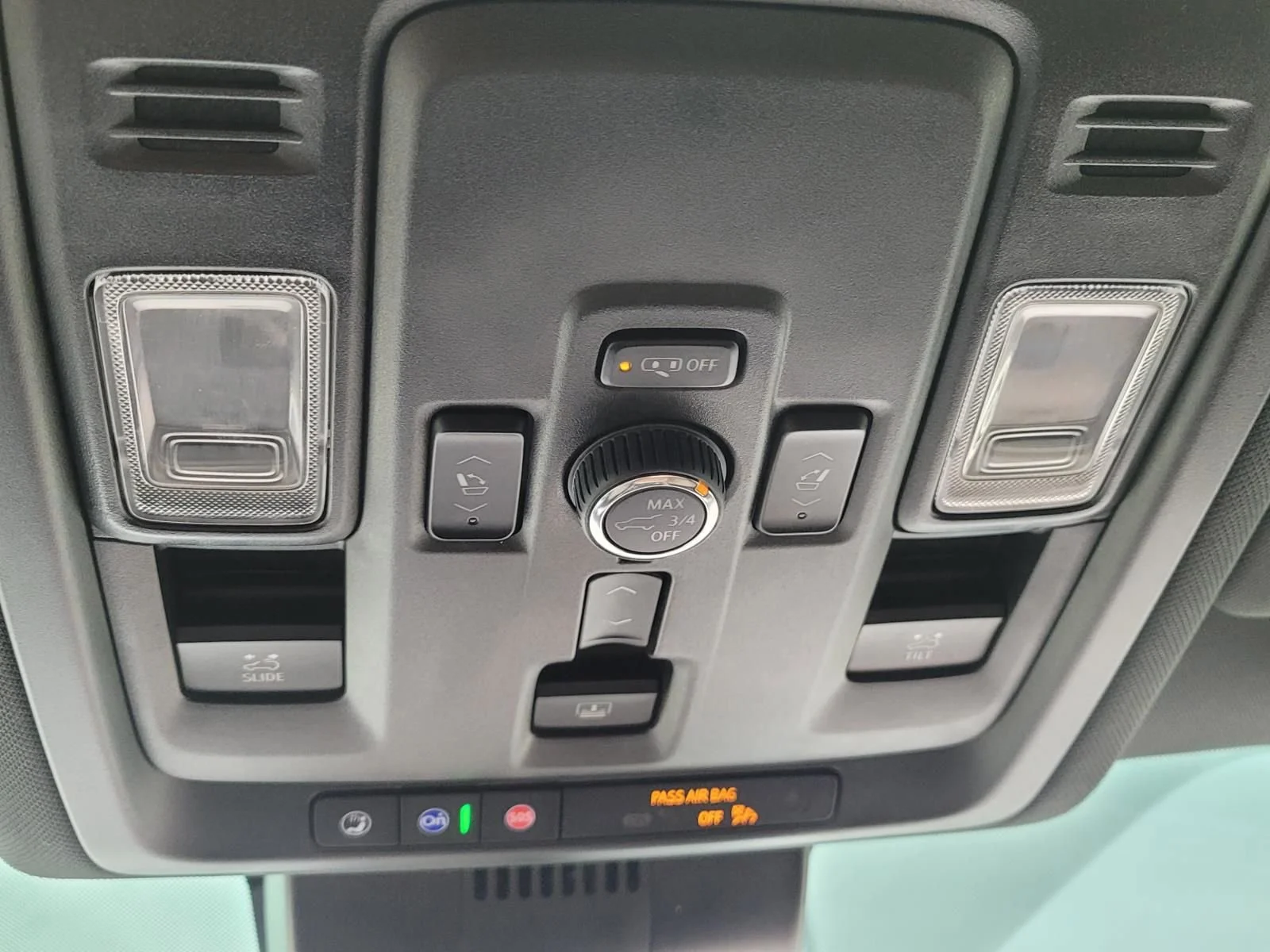 Used 2025 Black Chevrolet High Country image 32