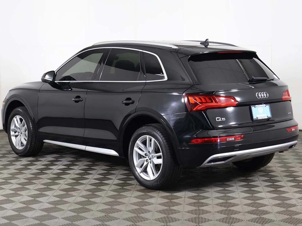 Used 2020 Brilliant Black Audi 45 Premium image 8