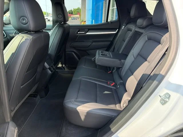 Used 2026 Summit White GMC Elevation image 29