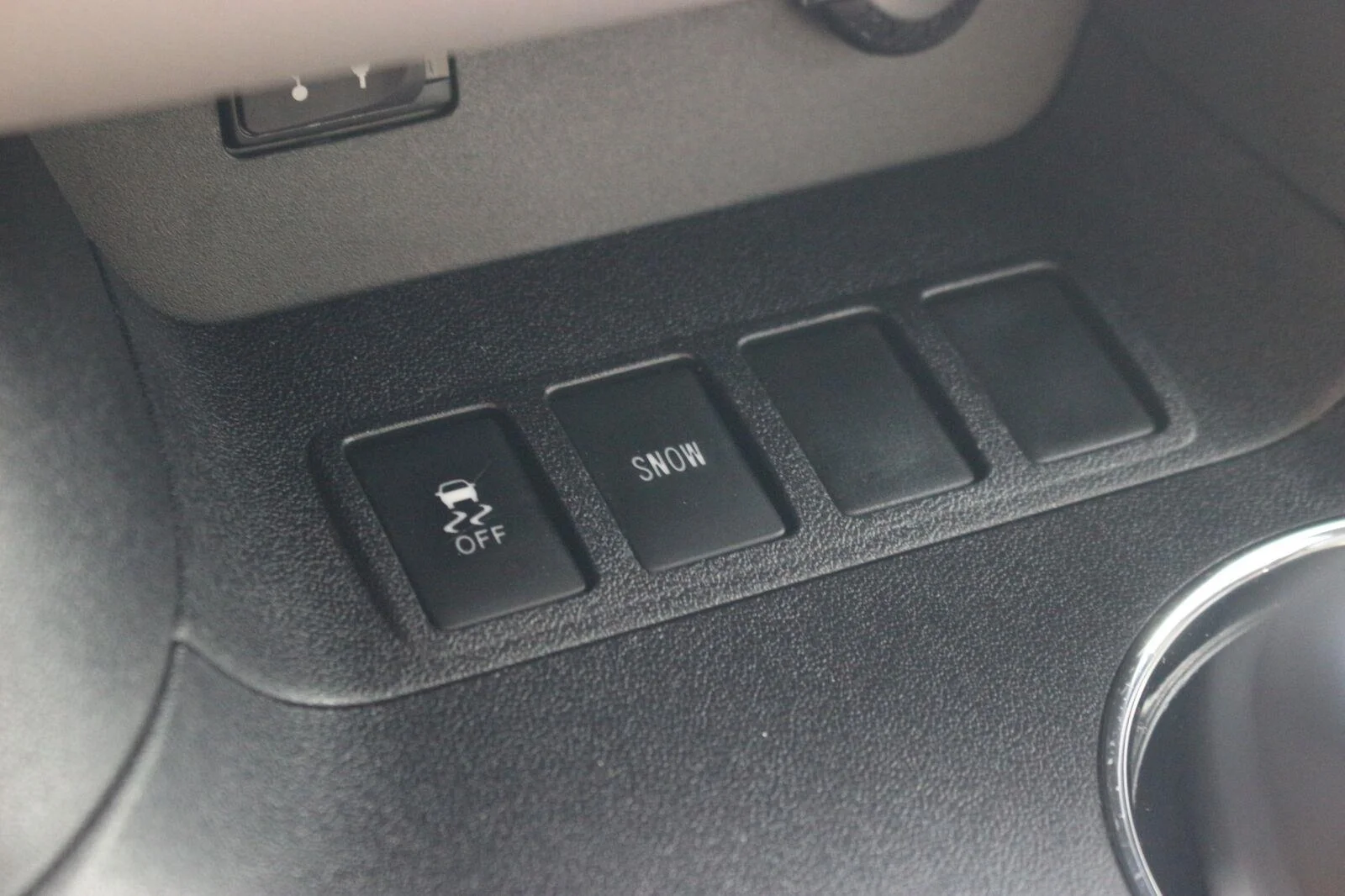 Used 2015  Toyota XLE image 27