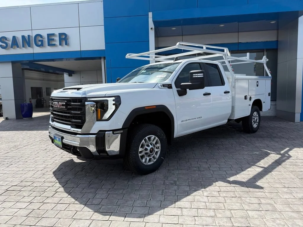 New 2026 Summit White GMC Pro image 3