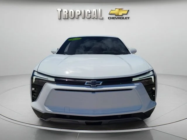 2025 Chevrolet Blazer EV LT - Photo 8