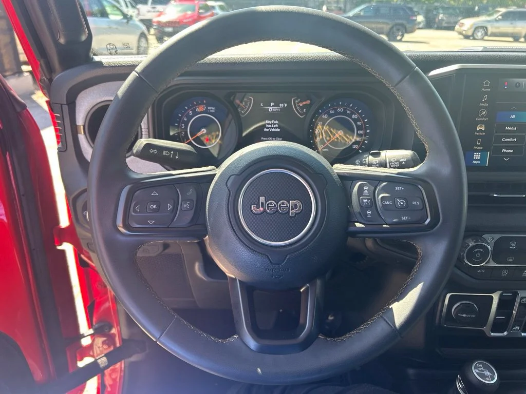 Used 2024 Red Jeep Sport S image 16