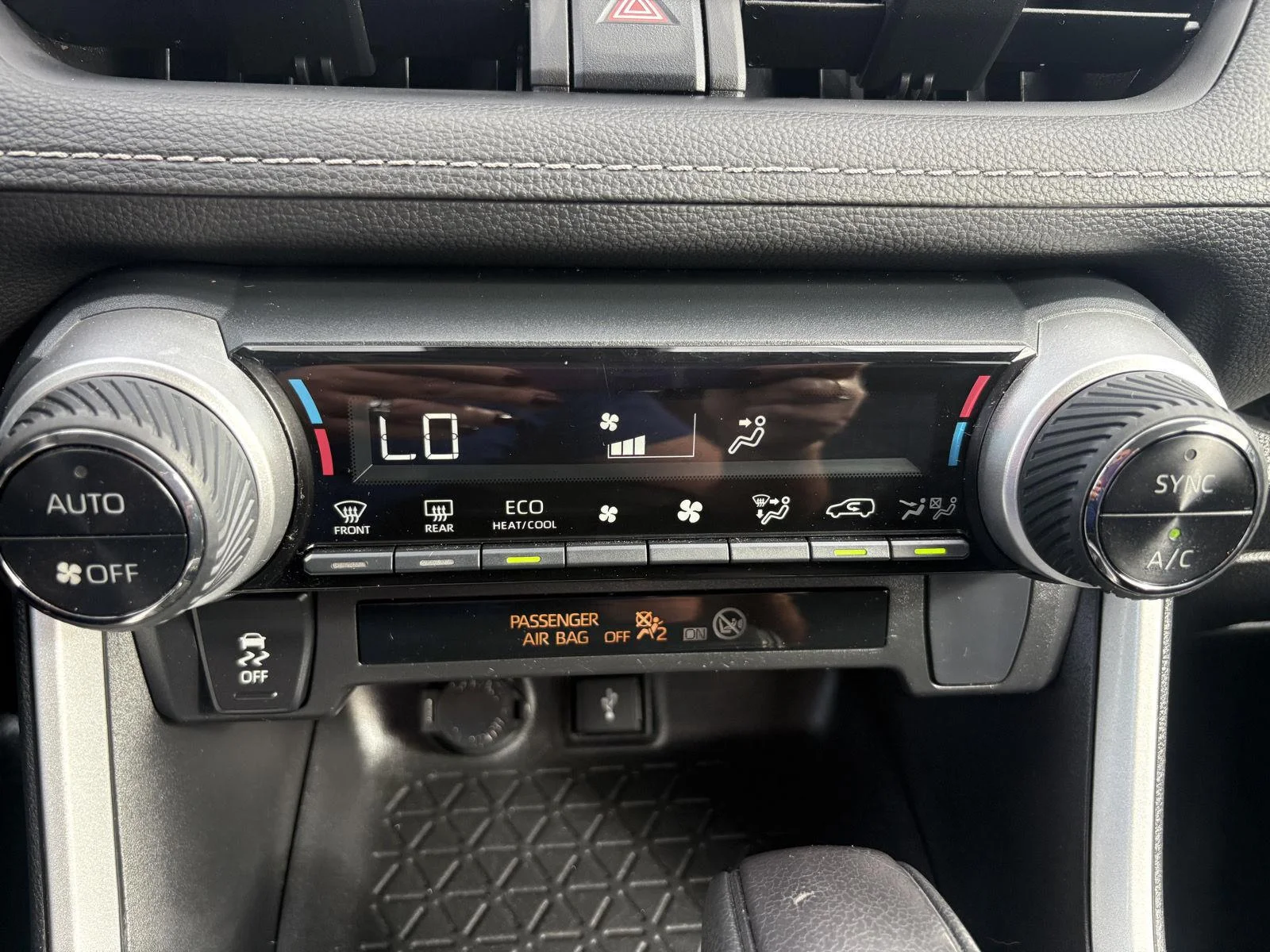 Used 2022 Silver Sky Metallic Toyota Hybrid XLE image 31