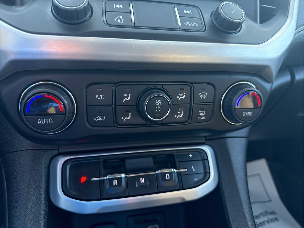 Used 2021 Summit White GMC SLE image 26