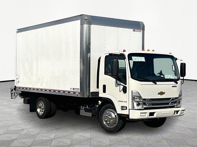 2024 Chevrolet Low Cab Forward's photo