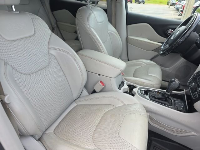 Used 2020 Bright White Clearcoat Jeep Limited image 13