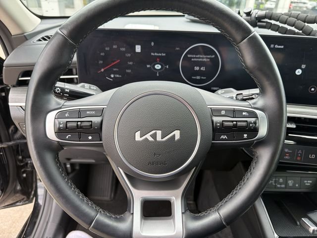 2025 Kia K5 EX - Photo 16