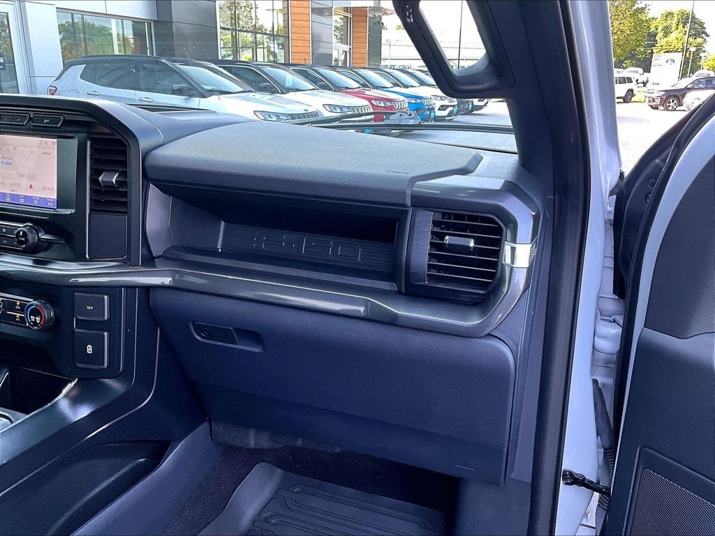 Used 2022 White Metallic Ford XL image 13