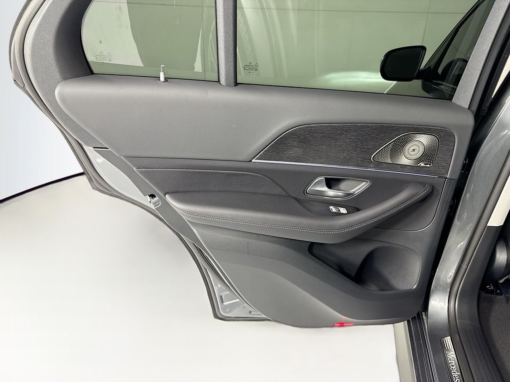 New 2026 Selenite Grey Metallic Mercedes-Benz GLE 450 image 28