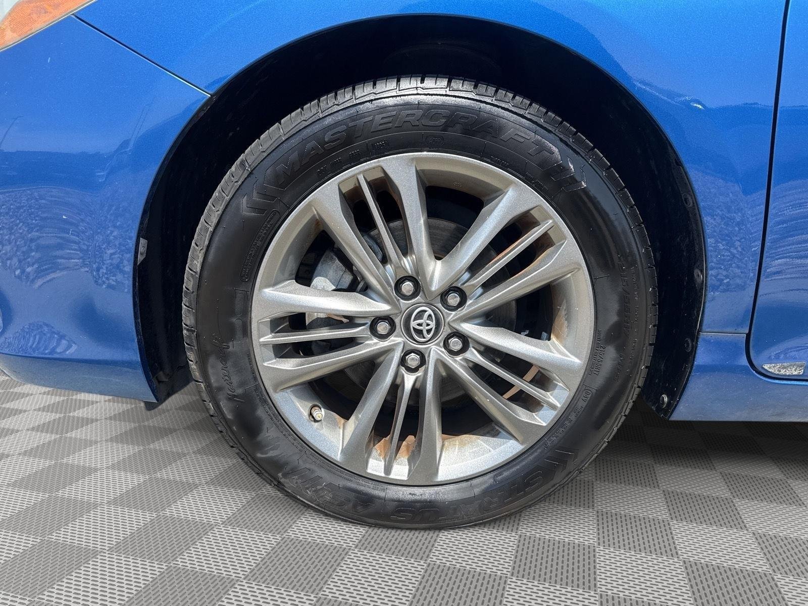 Certified Used 2017 Blue Streak Metallic Toyota SE image 9