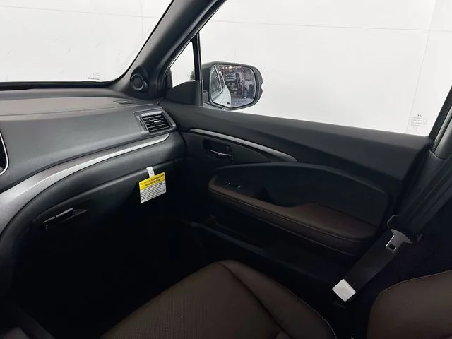 New 2026 Platinum White Pearl Honda RTL image 21