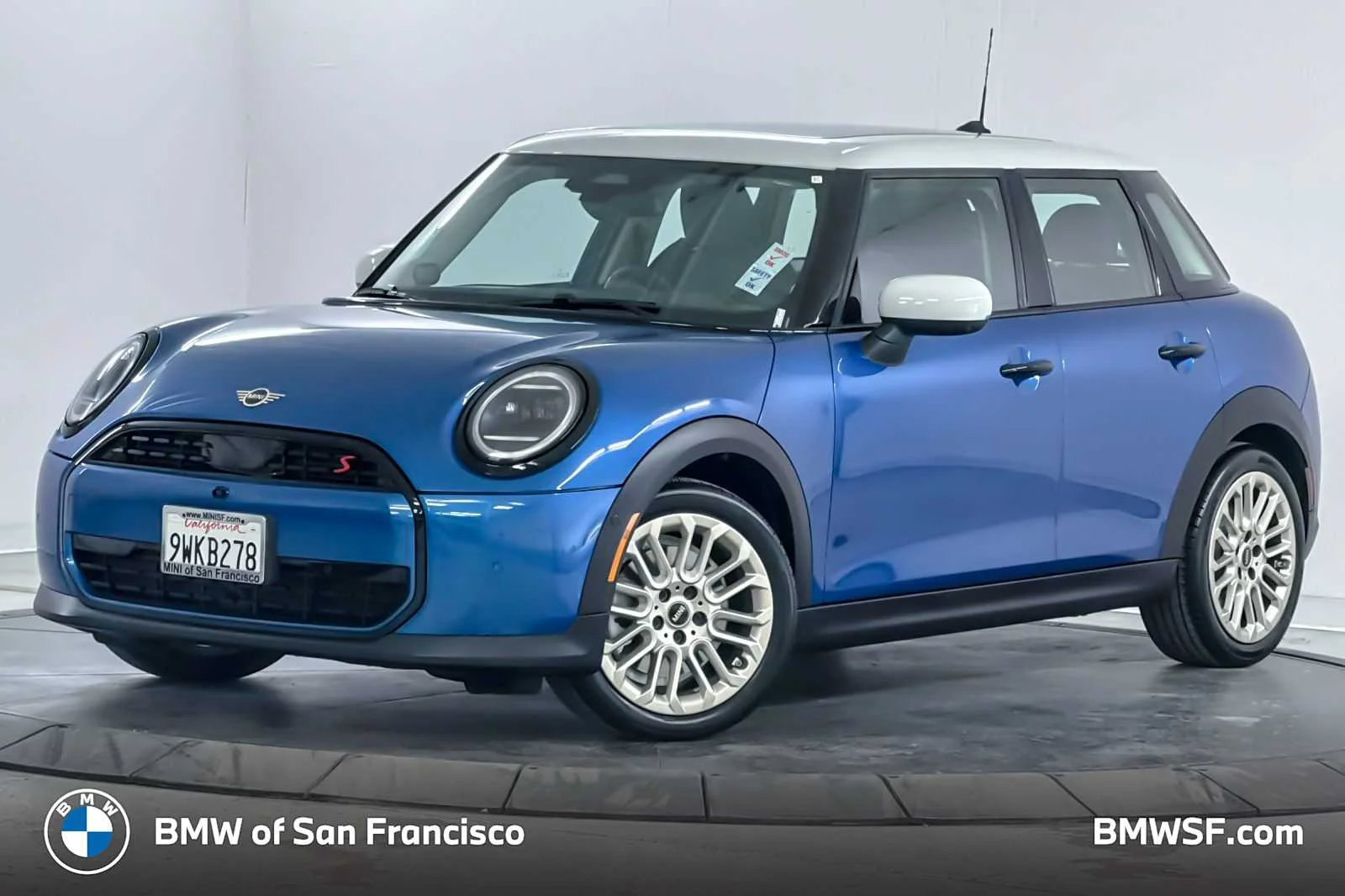 2026 MINI Hardtop Cooper S's photo
