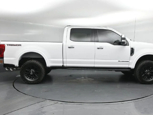 Certified Used 2021 Oxford White Ford XLT image 8