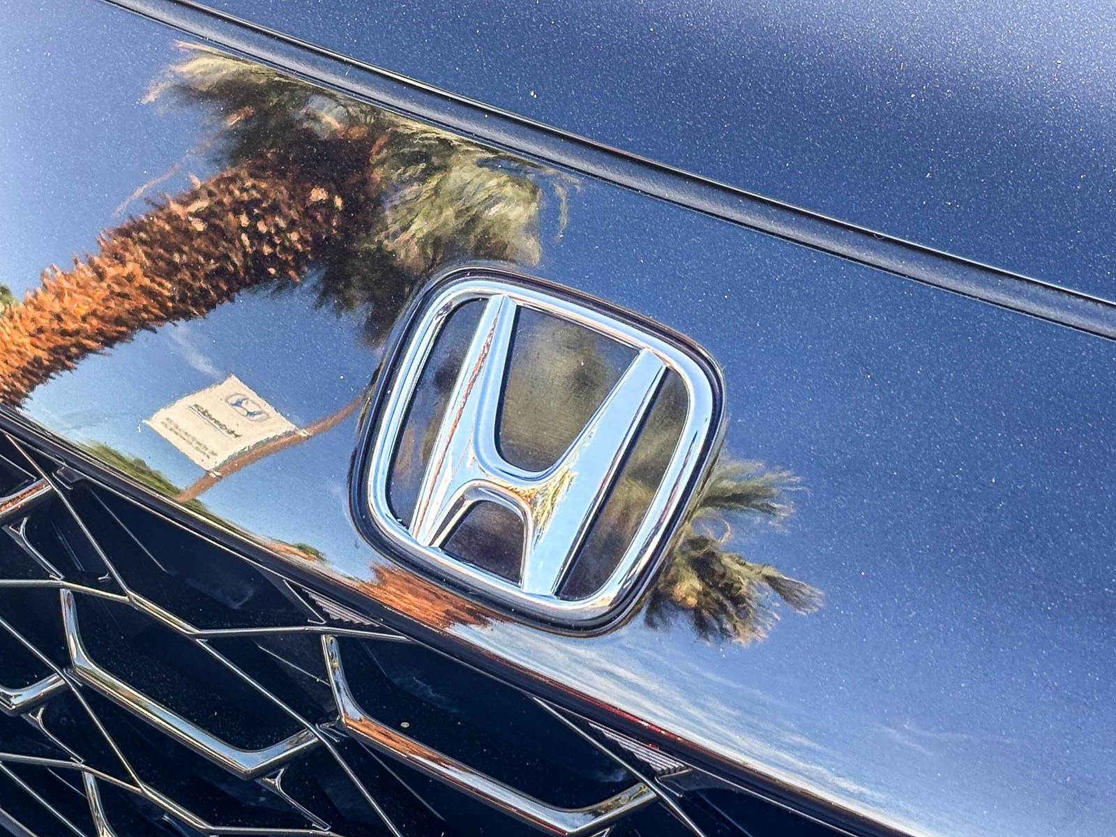 Certified Used 2024 Crystal Black Pearl Honda 5DR 2WD EX-L image 39