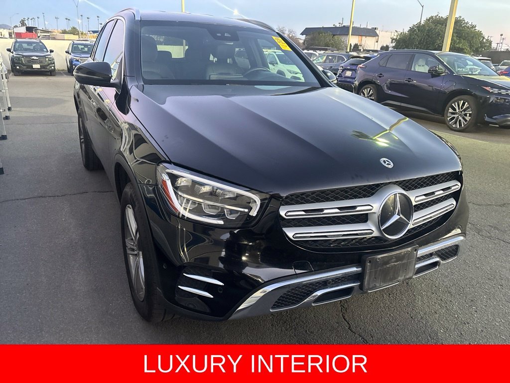 Used 2022 Black Mercedes-Benz GLC 300 image 3